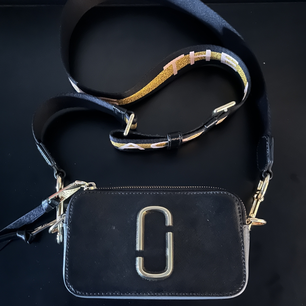 Marc Jacobs Snapshot Camera Bag in Black with Gold Hardware
